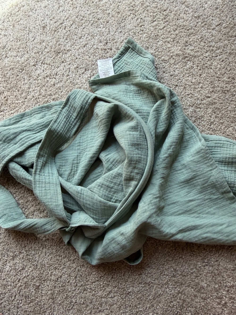 Muslin Green Nursing cover